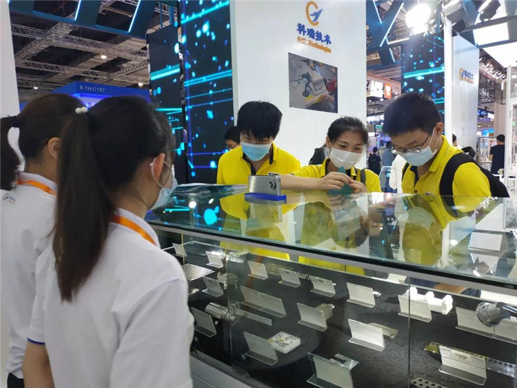 公司技術上海工博會.jpg